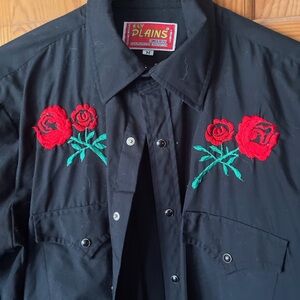 Ely Plains Black Snap Shirt with Red Rose Embroidery Vintage